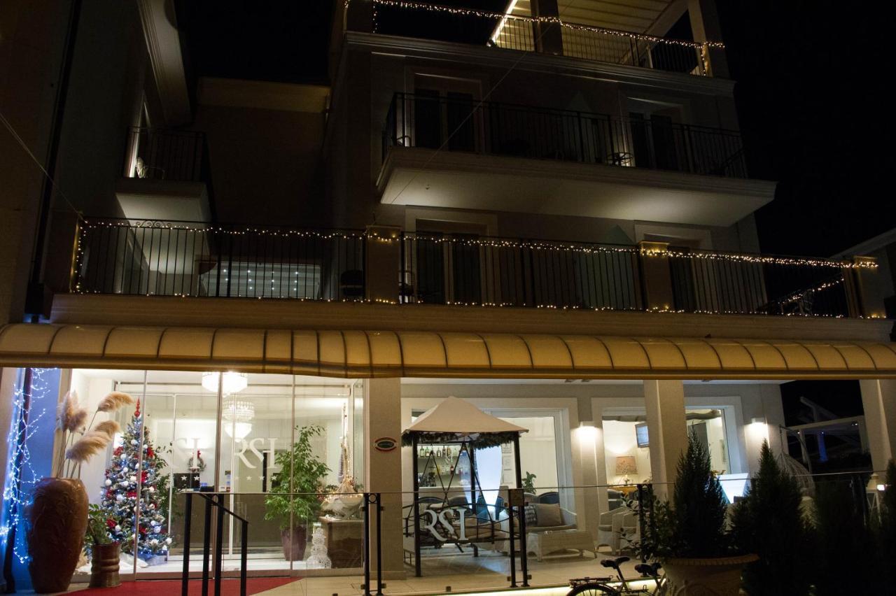 Rimini Suite Hotel Exterior foto